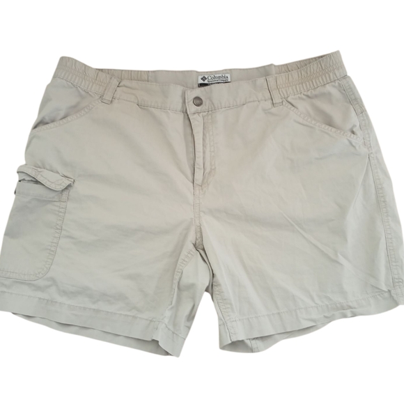Columbia Pants - Columbia Women's Tan Shorts